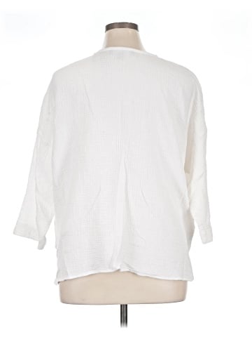 Jones & Co 3/4 Sleeve Top (view 2)