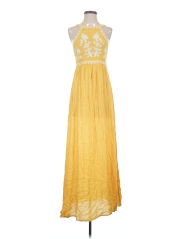 En Creme Casual Dress (view 1)