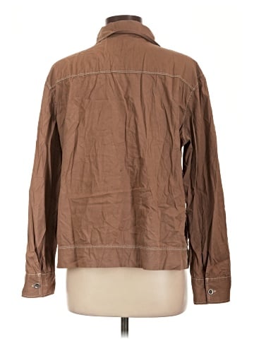 Croft & Barrow Long Sleeve Button-Down Shirt (view 2)
