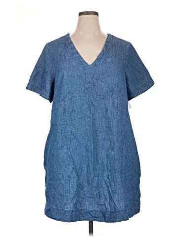 Old Navy Casual Dress (view 1)