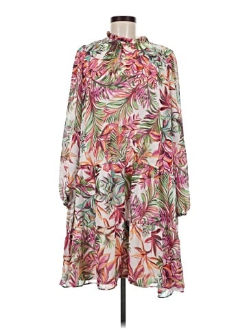 Julia Jordan Casual Dress (view 1)