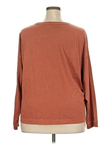 Old Navy 3/4 Sleeve T-Shirt (view 2)