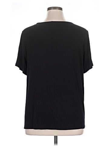Old Navy Short Sleeve T-Shirt (view 2)