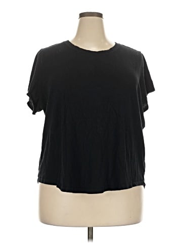 Old Navy Short Sleeve T-Shirt (view 1)