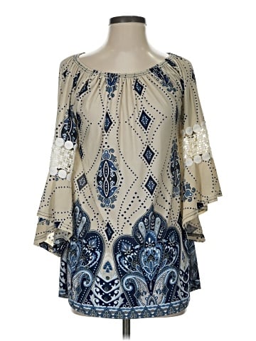 Win Win 3/4 Sleeve Blouse (view 1)