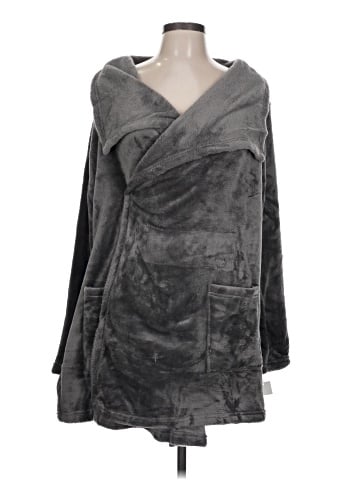 Hue Poncho (view 1)