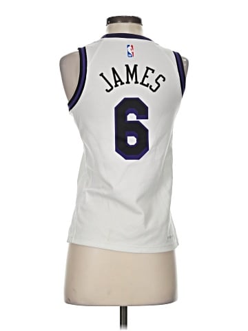 Nike Sleeveless T-Shirt (view 2)
