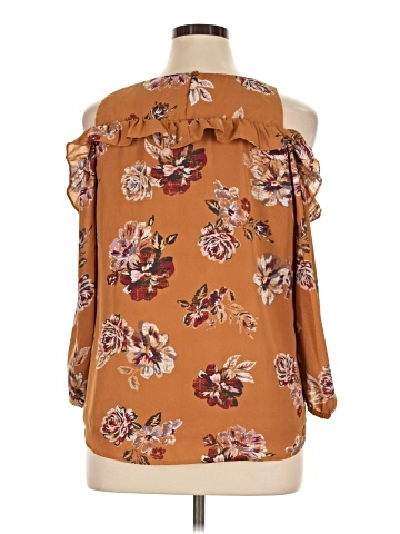 Maurices 3/4 Sleeve Blouse (view 2)