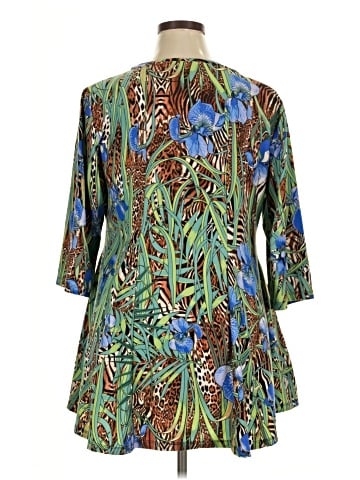 Attitudes by Renee 3/4 Sleeve Blouse (view 2)
