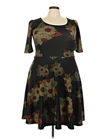 Lularoe Casual Dress (view 1)