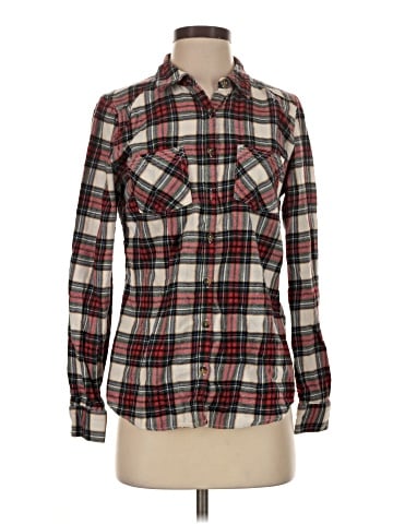 Maurices Long Sleeve Button-Down Shirt (view 1)
