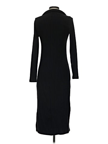 Old Navy Casual Dress (view 2)