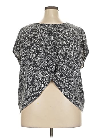 Torrid Short Sleeve Blouse (view 2)