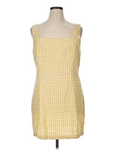 Old Navy Casual Dress (view 1)