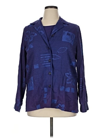 Sag Harbor Long Sleeve Button-Down Shirt (view 1)