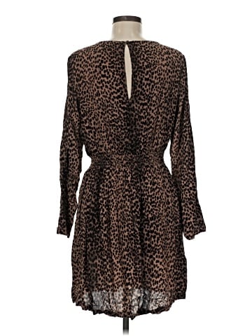 H&M Casual Dress (view 2)
