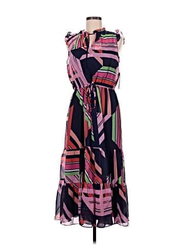 Julia Jordan Casual Dress (view 1)
