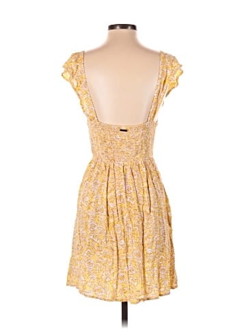 Billabong Casual Dress (view 2)