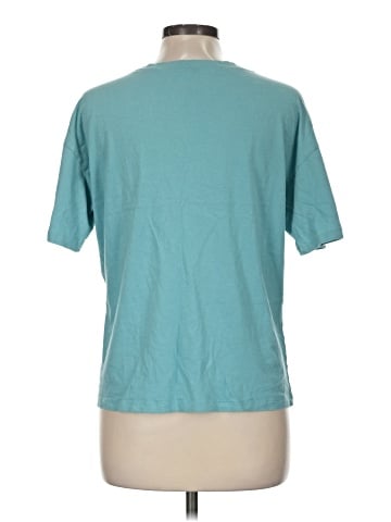 Victoria's Secret Short Sleeve T-Shirt (view 2)