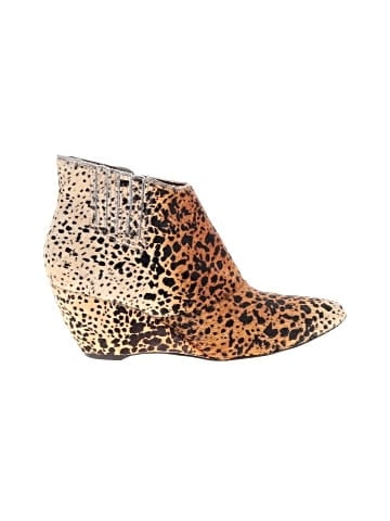 Matisse Wedges (view 1)