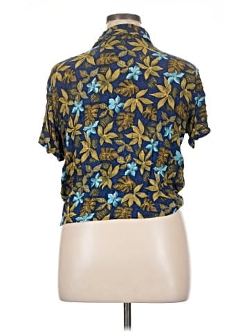 Sag Harbor Short Sleeve Blouse (view 2)