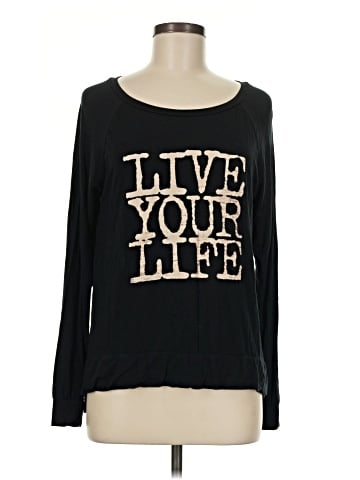 American Eagle Outfitters Long Sleeve T-Shirt (view 1)