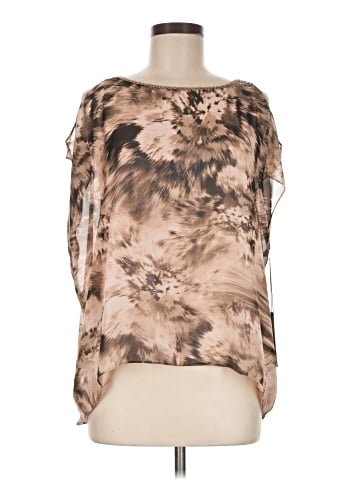 Jennifer Lopez Sleeveless Blouse (view 1)