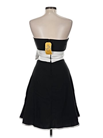 Ruby Rox Cocktail Dress (view 2)