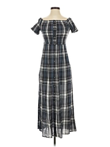 Urban Outfitters Casual Dress (view 1)