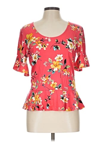 Loveappella Short Sleeve Top (view 1)