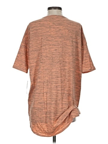 Lularoe Active T-Shirt (view 2)