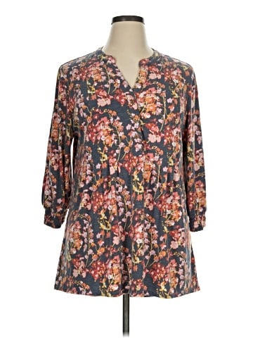wonderly 3/4 Sleeve Blouse (view 1)