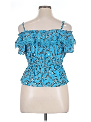Belle Du Jour Short Sleeve Blouse (view 2)