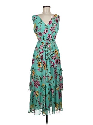 White House Black Market Cocktail Dress (view 1)