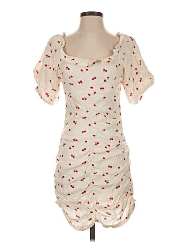 Urban Outfitters Casual Dress (view 1)