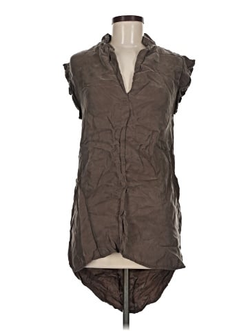 BB Dakota Sleeveless T-Shirt (view 1)