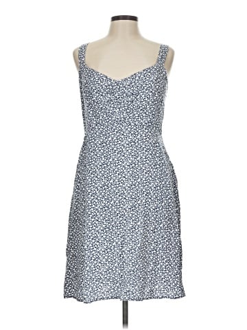 Old Navy Casual Dress (view 1)