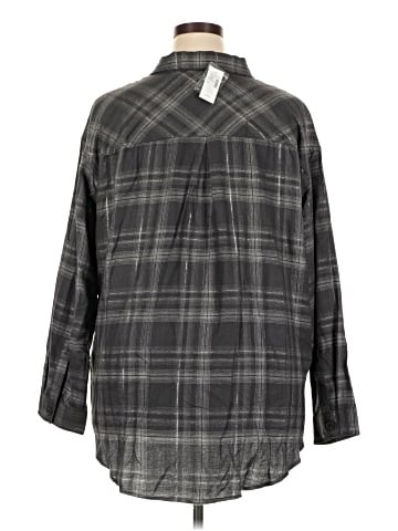 Maurices 3/4 Sleeve Button-Down Shirt (view 2)