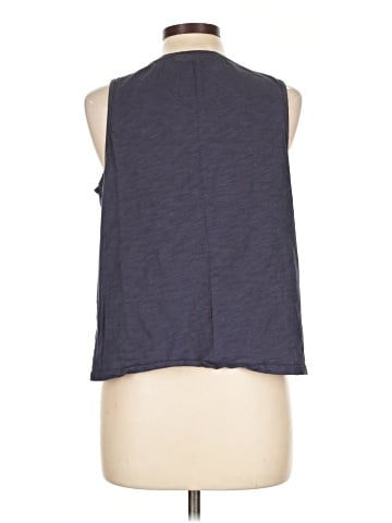 Old Navy Sleeveless T-Shirt (view 2)
