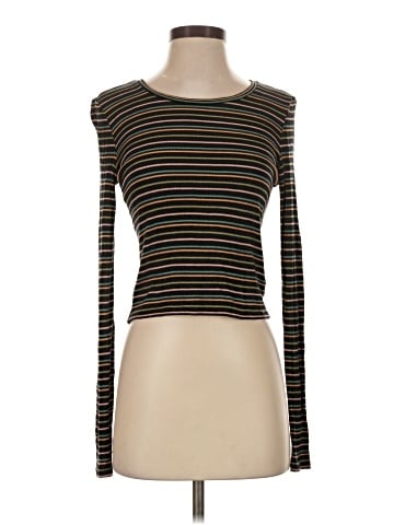 American Eagle Outfitters Long Sleeve T-Shirt (view 1)