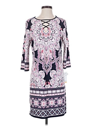 Sandra Darren Casual Dress (view 1)