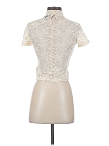 Forever 21 Short Sleeve Top (view 2)