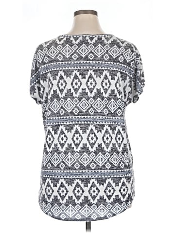 Absolutely Famous Short Sleeve Top (view 2)