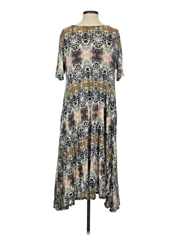 Agnes & Dora Casual Dress (view 2)