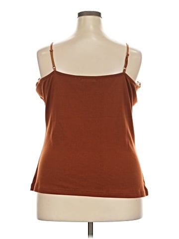 Extra Touch Tank Top (view 2)