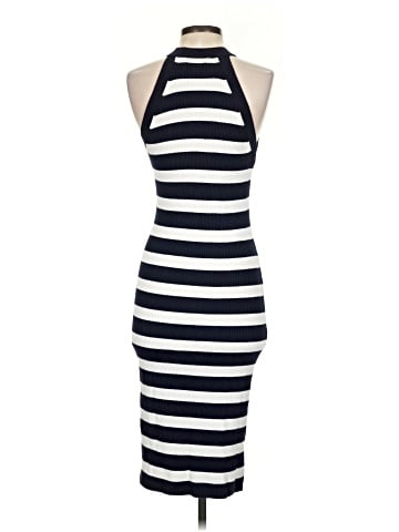 Old Navy Casual Dress (view 2)