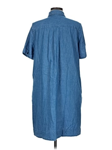 Old Navy Casual Dress (view 2)