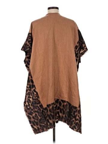 Do Everything in Love Poncho (view 2)