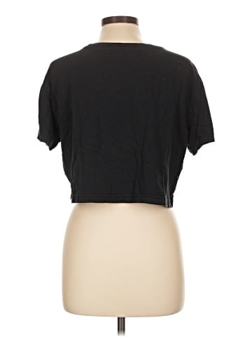 Nike Short Sleeve T-Shirt (view 2)