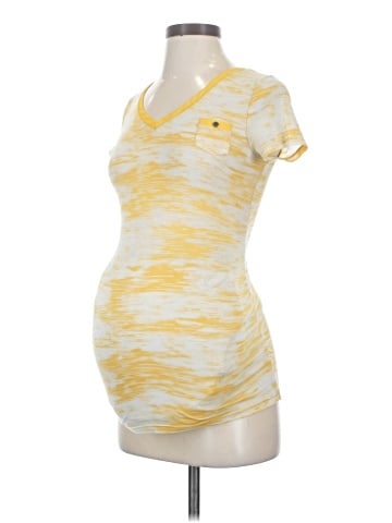 Liz Lange Maternity Short Sleeve Top (view 1)